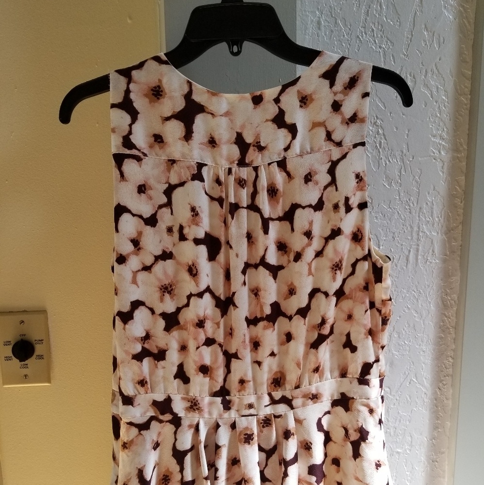 Banana Republic Floral Dress - Picture 4 of 5